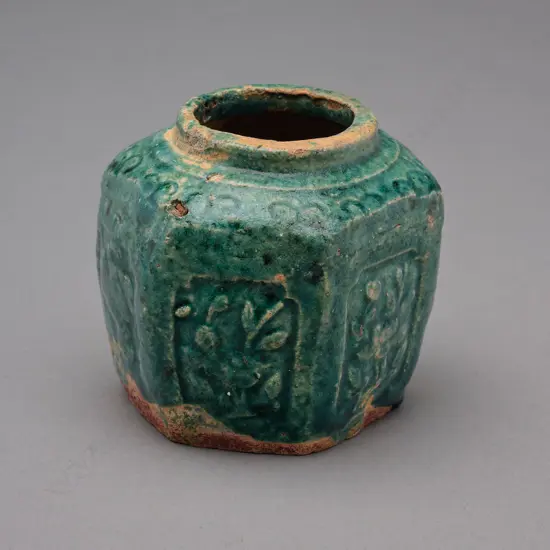 Chinese stoneware jar,